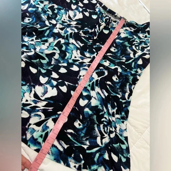 Torrid super soft tie front off shoulder floral top size 3 - Picture 8 of 12